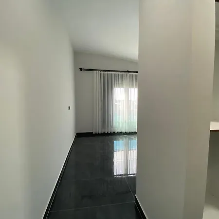 Twin Hotel